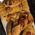 Kádár Katica Cooksnap-ja, amikor elkészítette a(z) Virslis kelt kiflikék receptet.