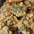 Saira Abdullah's cooksnap of when they made Spicy vagies pakory 😋😋.