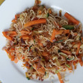 El cooksnap de Deborah cuando hizo Noodles al curry con verduras salteadas.
