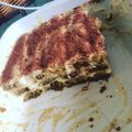 El cooksnap de pereiralourdes87 cuando hizo Tiramisu con mascarpone.
