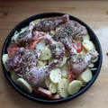 El cooksnap de hariana cuando hizo Muslos de pollos con papas al horno.