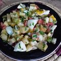 صورة من 🇩🇿🇩🇿مطبخ Houhouzin، شاركها بعد تجربة وصفة سلطة البطاطا المقليه مع البيض 🤤❤️