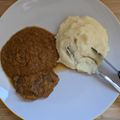 El cooksnap de Isa cuando hizo Carrilleras estofadas a baja temperatura y puré de patatas casero.