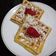 Cooksnap dari Lukie Lazuardi untuk resep Waffle lembut