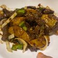Cooksnap Nerdiya X semasa beliau membuat Daging masak lada hitam.