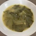 Cooksnap dari Omanya Hayden untuk resep Miyeok Guk Enak dan Gampang