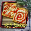 Cooksnap Mizzanem semasa beliau membuat Roti Bakar Sosej Cheese.