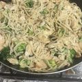 El cooksnap de Klaus Ambriz cuando hizo Espagueti con brócoli y pollo.