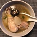 Kate Chia-Ling Hung 的 白菜胡椒香菇雞湯 cooksnap