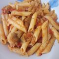 Cooksnap από Anja Edler στη συνταγή Λιγκουίνι με μελιτζάνες, σάλτσα ντομάτας και βασιλικό (pasta alla Norma)