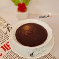 کوک اسنپ 👩‍🍳Hamideh بعد از امتحان کردن سس موکا برای تزیین کیک.