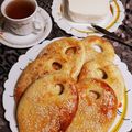 کوک اسنپ لیلا سرخوش بعد از امتحان کردن کعک عصرونیه.