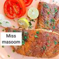 کوک اسنپ میس معصوم بعد از امتحان کردن ماهی با طعم سیر و لیموترش.