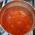 El cooksnap de L@UR@ cuando hizo Salsa de tomate casera.