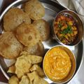 anjli Vahitra का कुकस्नैप जब उन्होंने आम रस और पूरी (aam ras aur poori recipe in Hindi) बनाया था।