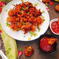 Lovely Agrawal का कुकस्नैप जब उन्होंने प्याज़ मिर्च के पकौड़े (pyar mirch ke pakode recipe in Hindi) बनाया था।