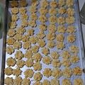 Cooksnap dari Irene Setiawaty untuk resep Sagu keju renyah lumerr dimulut enak bangeddd