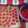 Cooksnap dari Yuyunasta untuk resep Kue semprit mawar hemat bahan