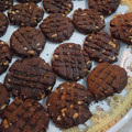 Cooksnap dari LR Home Table untuk resep Kue Kering Coklat Kacang