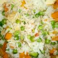 Kemmy Onchangu's cooksnap of when they made White rice with green peas and carrot gravy.