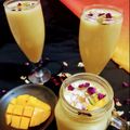 Madhvi Dwivedi का कुकस्नैप जब उन्होंने बनाना मैंगो मिक्सड शेक (Banana mango mixed shake recipe in hindi) बनाया था।