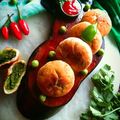 Saheli Mudi's cooksnap of when they made কড়াইশুটির খাস্তা কচুরি (koraishutir khasta kachuri recipe in bengali).