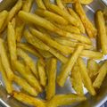 Cooksnap Rafiah Roslant semasa beliau membuat Kentang Goreng Rangup.