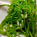 chun手作料理食堂 的 蒜香炒水蓮 cooksnap