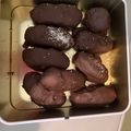Cooksnap από Elena Jordan στη συνταγή Σοκολατένιες μπάρες τύπου Bounty με 3 υλικά!!!