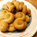Cooksnap από kimwlos στη συνταγή Εύκολα και αφράτα κουλουράκια με πορτοκάλι και κονιάκ