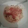 صورة من Fatima Chokr، شاركها بعد تجربة وصفة معكرونه بالبندوره 👌🏻😋