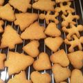 Judit Bogdányi Cooksnap-ja, amikor elkészítette a(z) Mogyoróvajas keksz receptet.