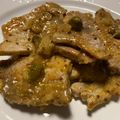 El cooksnap de alba cuando hizo Chuleta de cerdo, salsa de mostaza y encurtidos.