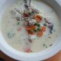 Regina Rácz Cooksnap-ja, amikor elkészítette a(z) Tárkonyos húsgombócleves receptet.