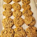 Sam Hassell's cooksnap of when they made Soft and Chewy Oatmeal Raisin Cookies *updated*.