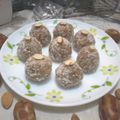 Vandana Johri का कुकस्नैप जब उन्होंने खजूर ड्राई फ्रूट्स लड्डू(Khajoor dry fruits ladoo recipe in hindi) बनाया था।