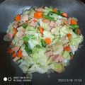 Cooksnap dari Trifena Kristiani untuk resep Tumis buncis, sosis, wortel dan kol