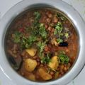 Sangita Vyas's cooksnap of when they made ચટપટા ચણા બટાકા (Chatpata Chana Bataka Recipe In Gujarati).
