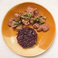 รูป Cooksnap ของ Thanyalak Srirangsit เมื่อเขาทำ หมูผัดกะปิ