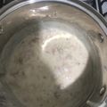 El cooksnap de Camila cuando hizo Salsa blanca para pastas o carne con champiñones.