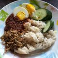 Cooksnap Salina Jalaludin semasa beliau membuat Nasi lemak.