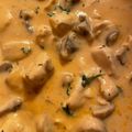 Veronika Frigy Cooksnap-ja, amikor elkészítette a(z) Tejszínes-gombás csirkemell, szarvacska tésztával receptet.