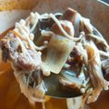 Cooksnap Norida Alias semasa beliau membuat Tom yum poh tek.