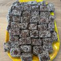 Szeleczkiné Hajnal Anikó Cooksnap-ja, amikor elkészítette a(z) Kókuszkocka receptet.