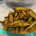 Hemangi Patadia's cooksnap of when they made પરવળ બટાકા નું શાક (Parvar Bataka Shak Recipe In Gujarati).
