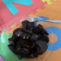 Cooksnap Jamaiah Aiman semasa beliau membuat Kek kukus milo 3 bahan.