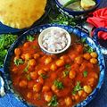 Sudha Agrawal का कुकस्नैप जब उन्होंने पंजाबी छोले भटूरे (punjabi chole bhature recipe in Hindi) बनाया था।