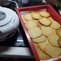 Torda Dánielné Kosztolányi Annamária Cooksnap-ja, amikor elkészítette a(z) Sajtos tallér-ostyasütőben receptet.