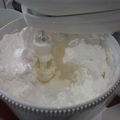 Cooksnap dari Ayu Yumiena Zahiyyah Az-Zahidah untuk resep Butter cream yg lembut dan enak