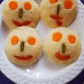 Madhvi Dwivedi का कुकस्नैप जब उन्होंने इडली इमोजी (Idli emoji recipe in Hindi) बनाया था।